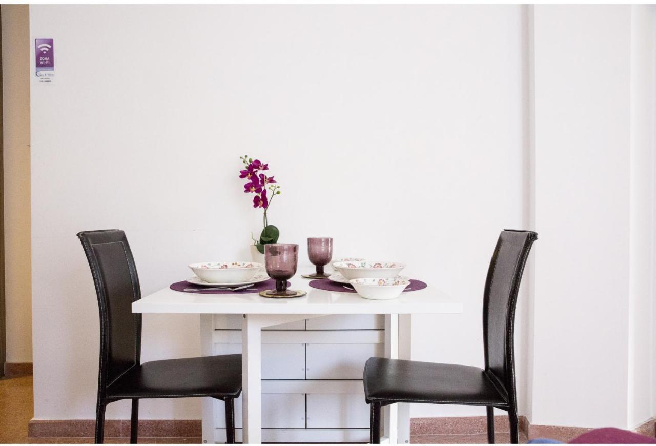 Sea & Wave La Finestra Apartment Málaga Eksteriør billede
