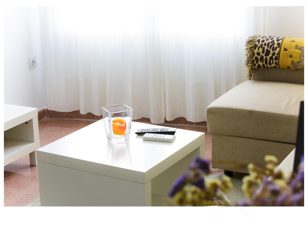 Sea & Wave La Finestra Apartment Málaga Eksteriør billede
